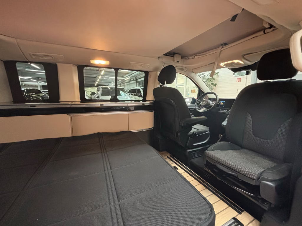 Mercedes-Benz Marco Polo