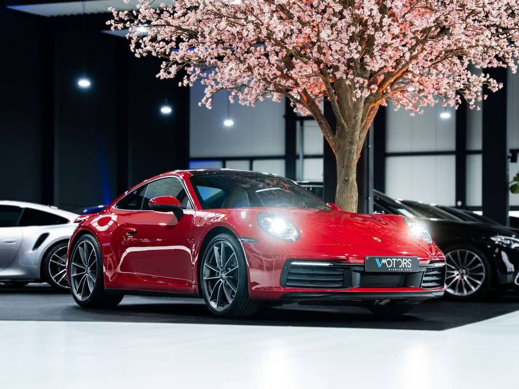 Porsche 911 Coupé 992 Carrera