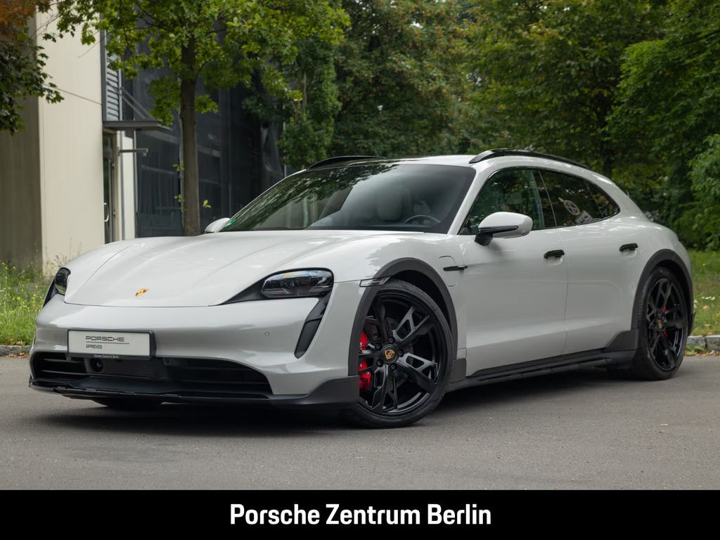 Porsche Taycan 4S Cross Turismo