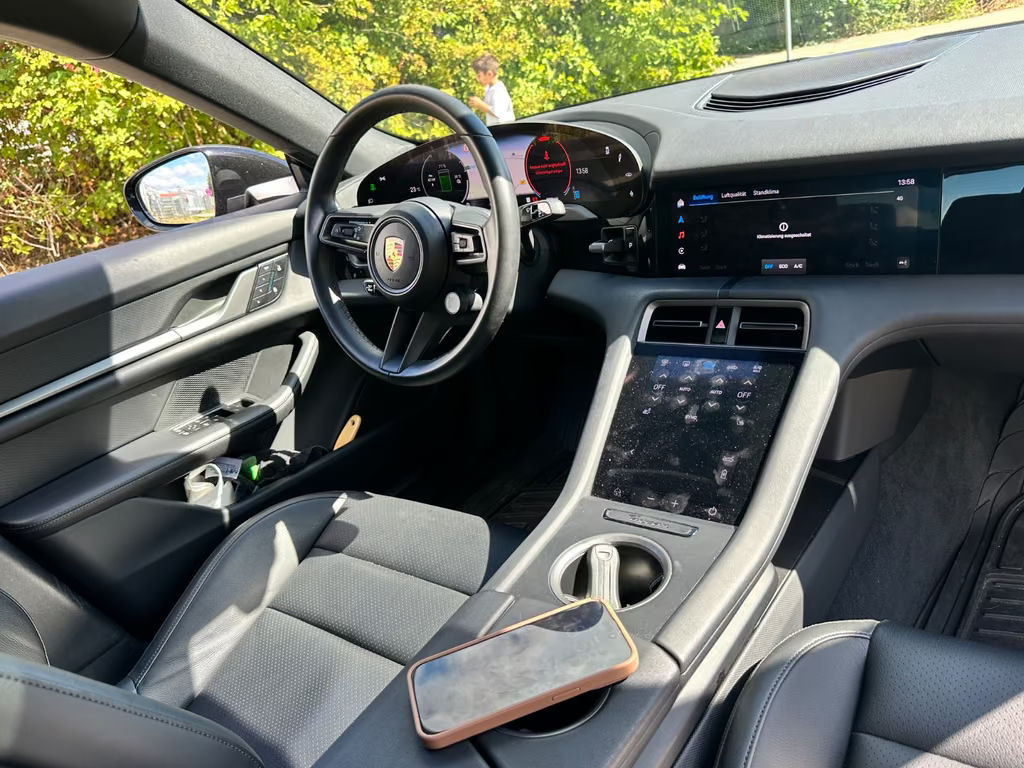 Porsche Taycan
