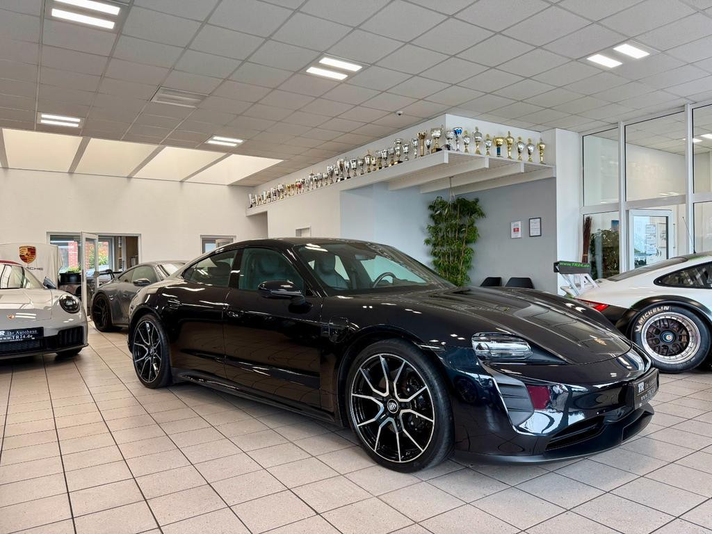Porsche Taycan 4S Performance Plus