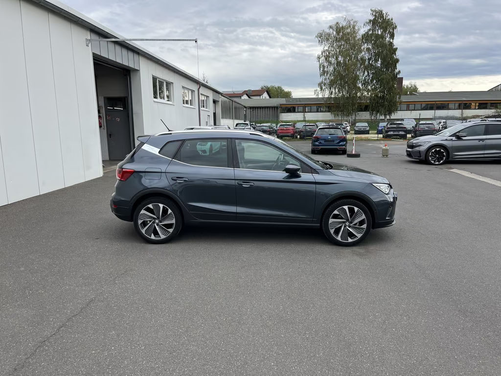 Seat Arona