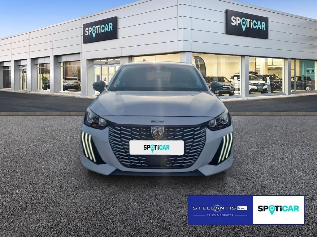 Peugeot e-208