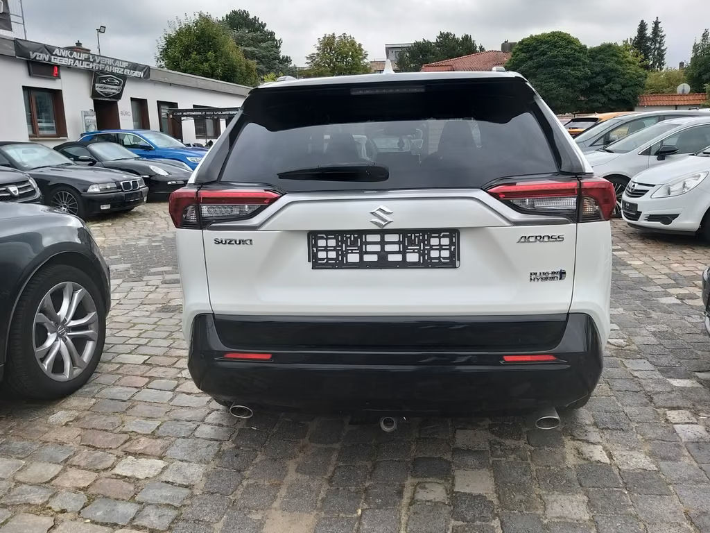 Suzuki Across