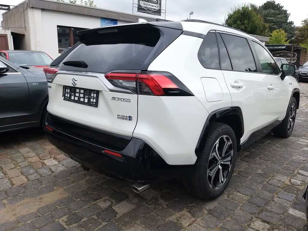 Suzuki Across