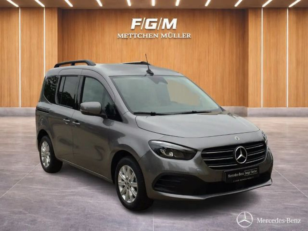 Mercedes-Benz T 180