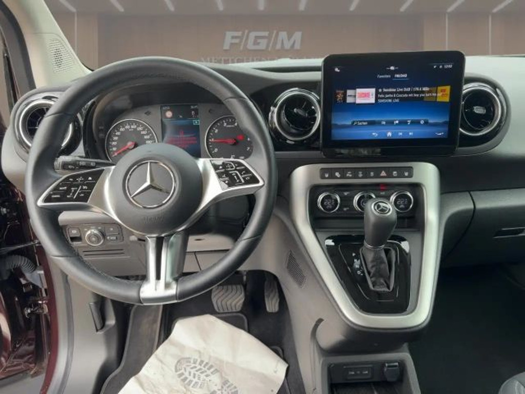 Mercedes-Benz T 180