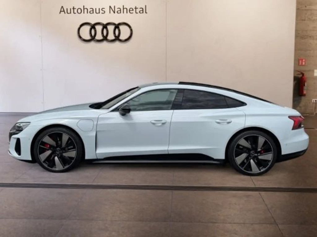 Audi e-tron GT