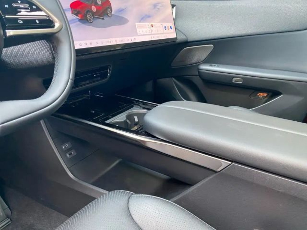 Mazda CX-6e