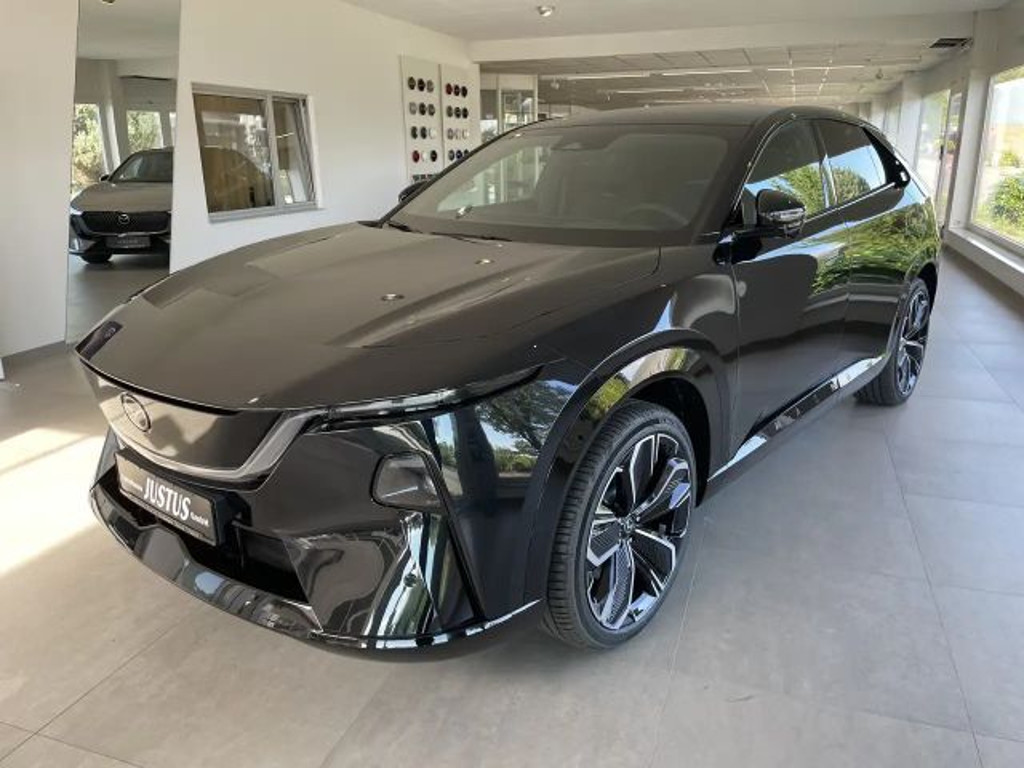 Mazda CX-6e Takumi