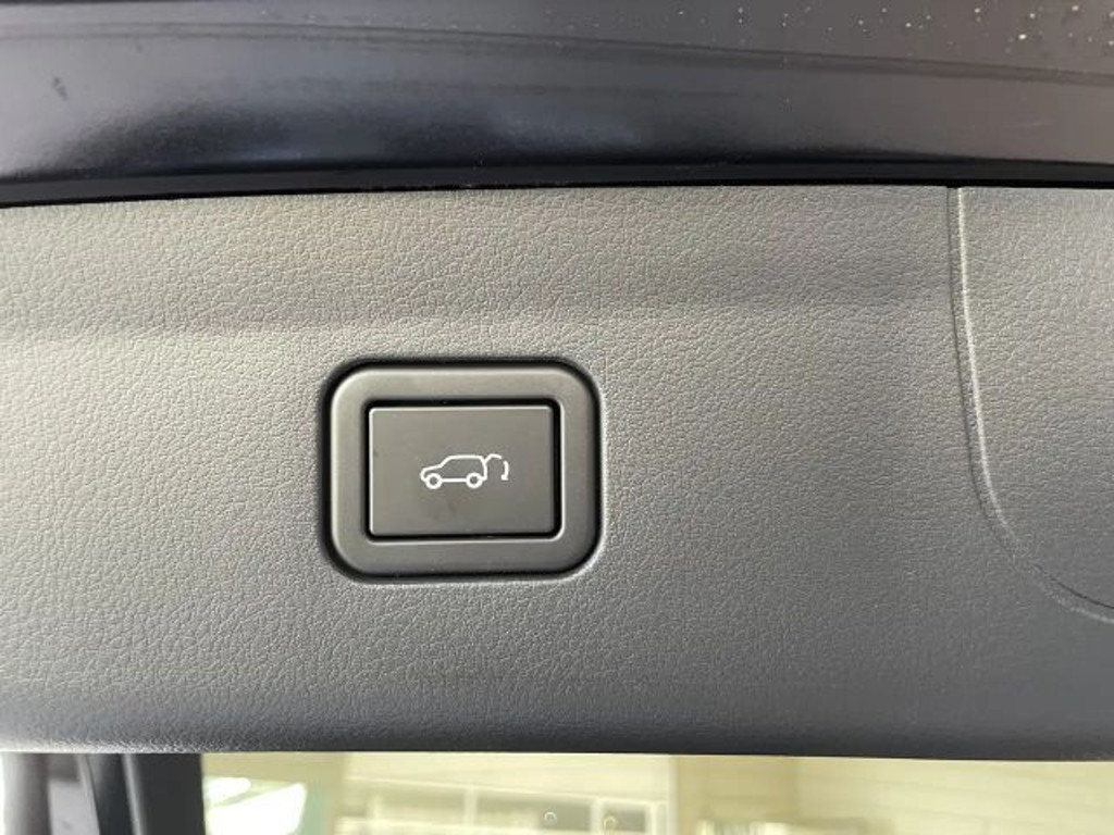 Mazda CX-6e