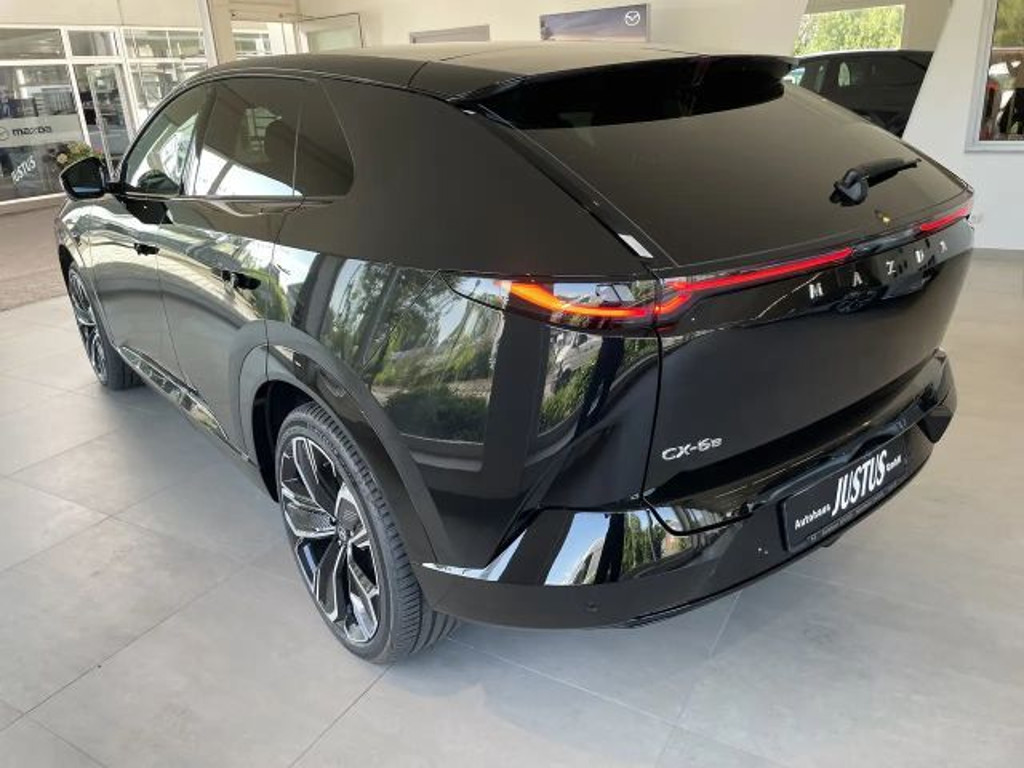 Mazda CX-6e