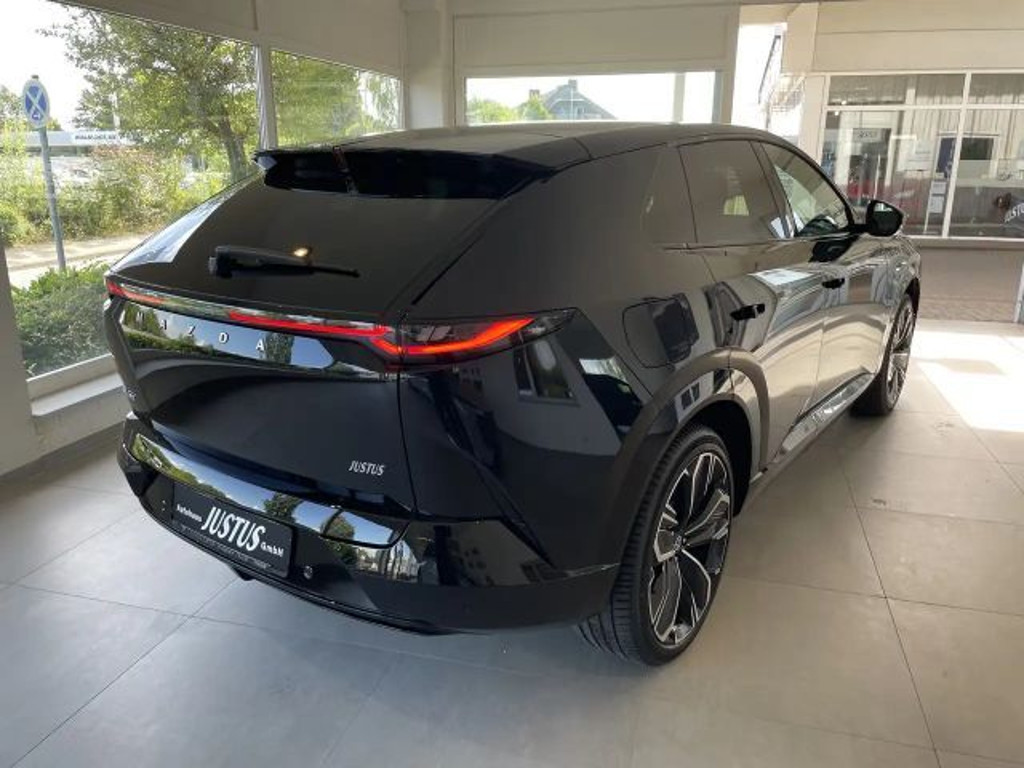 Mazda CX-6e