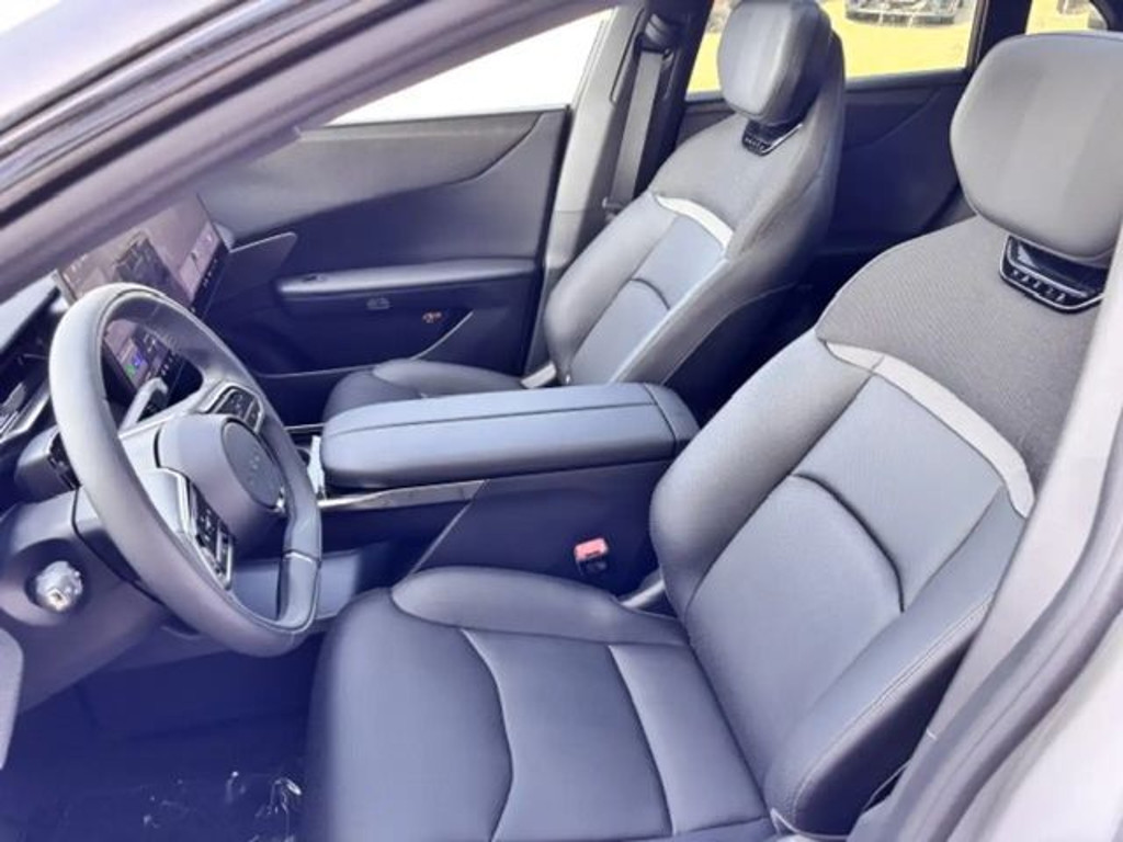Mazda CX-6e