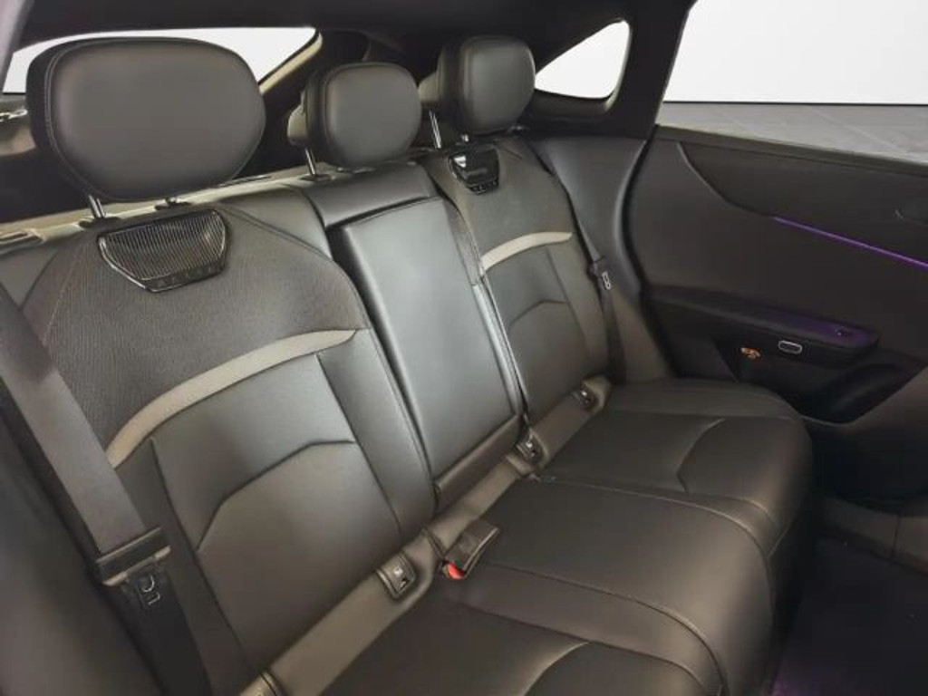 Mazda CX-6e