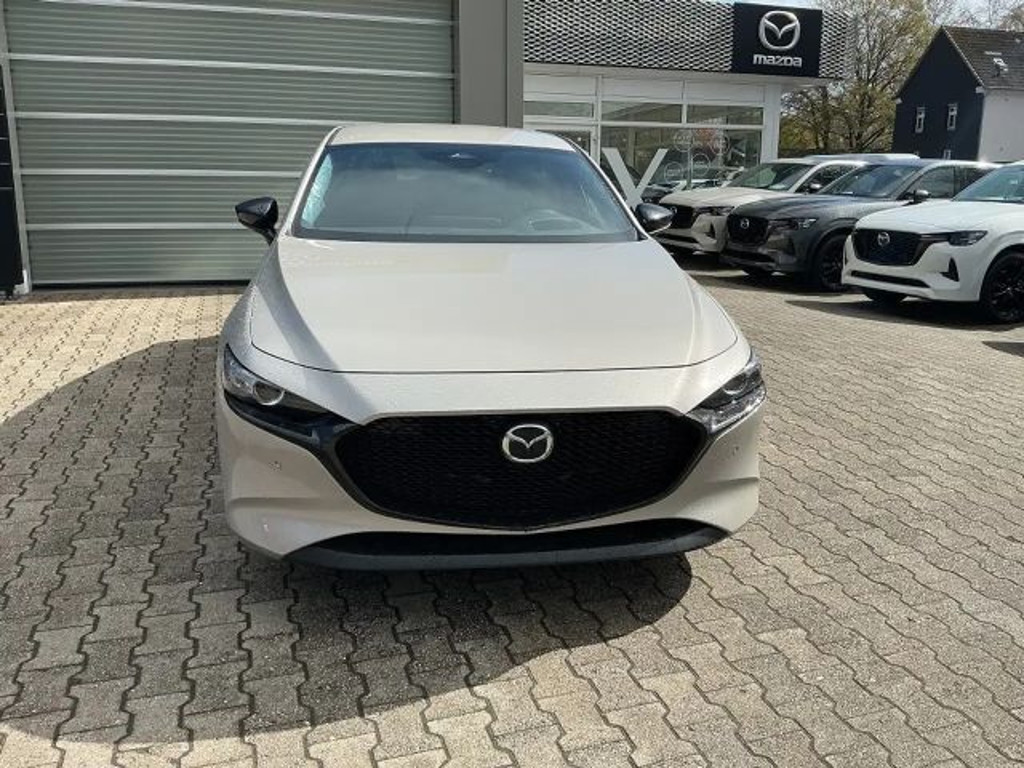 Mazda 3 SkyActiv 2.5L Homura