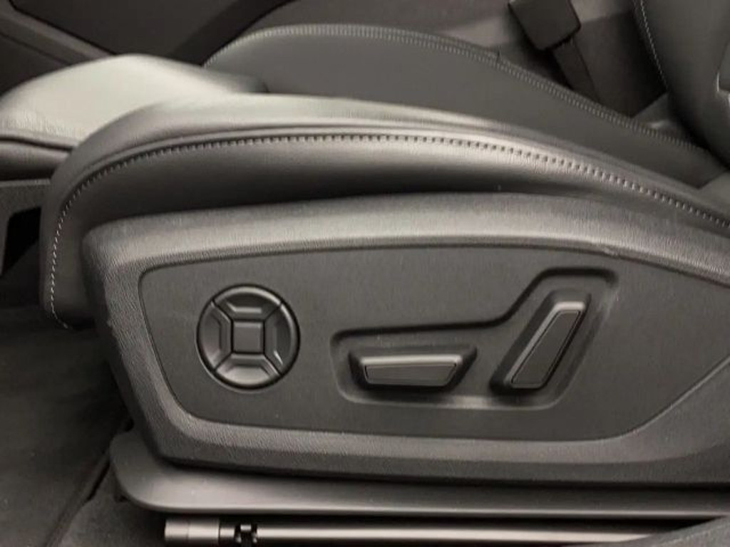 Audi S6 e-tron