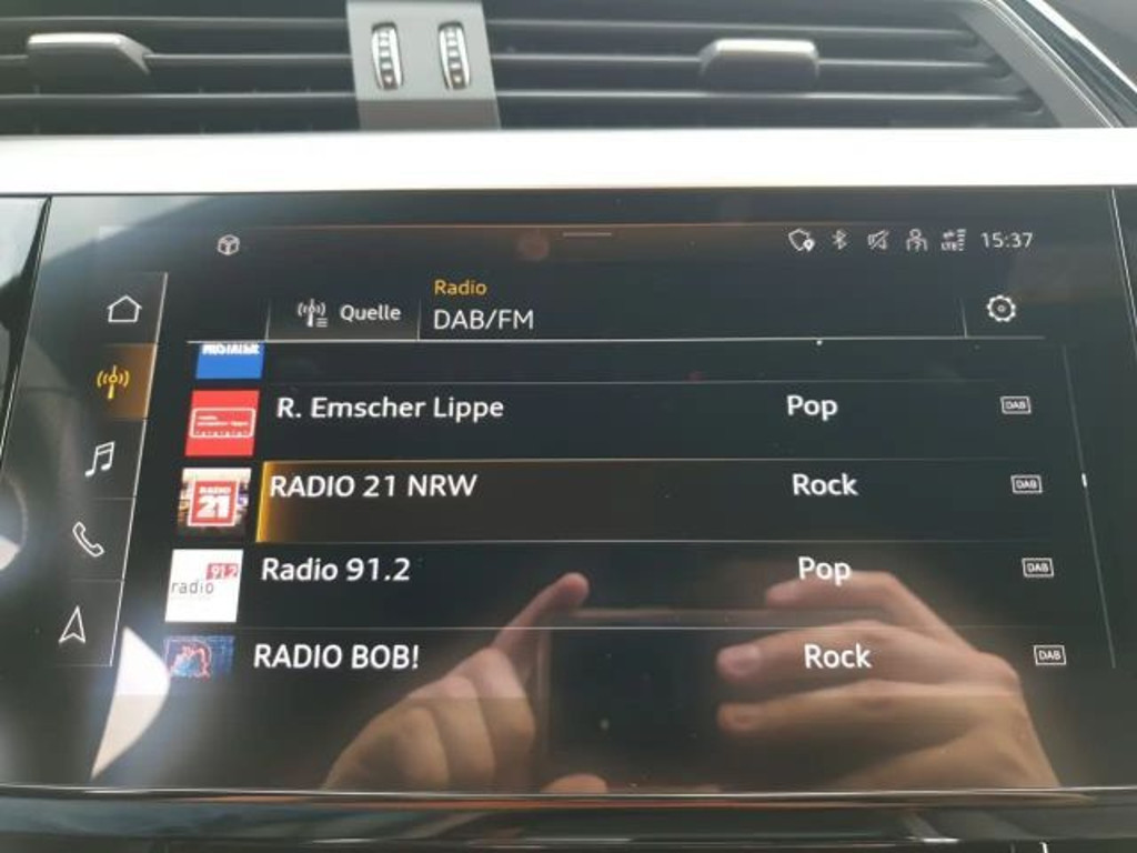 Audi e-tron
