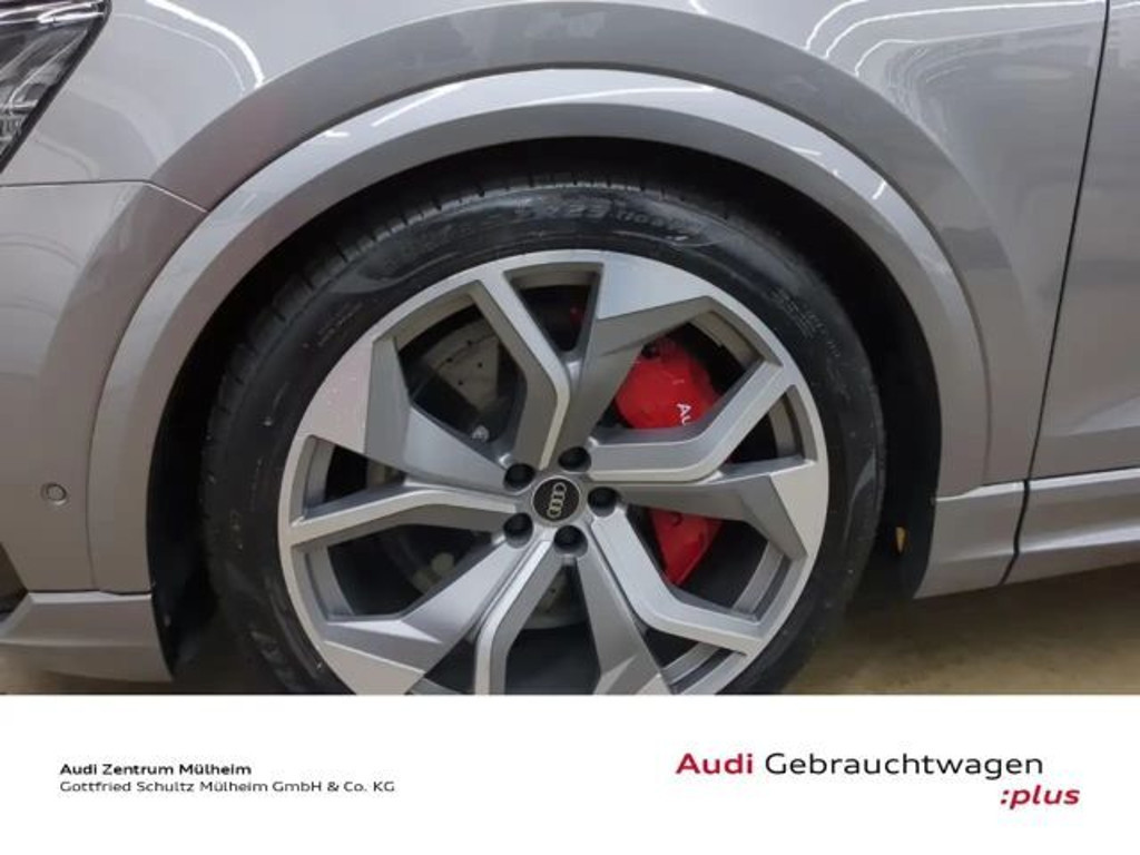Audi RS Q8