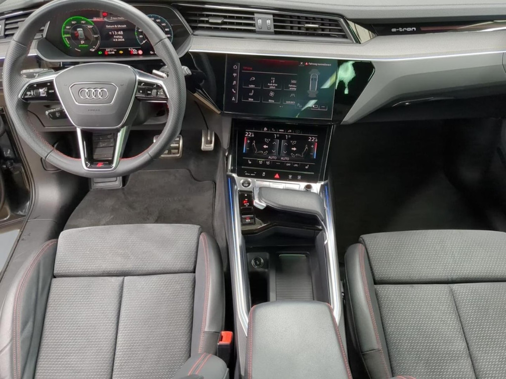 Audi Q8 e-tron