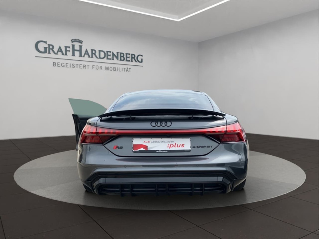Audi RS e-tron GT