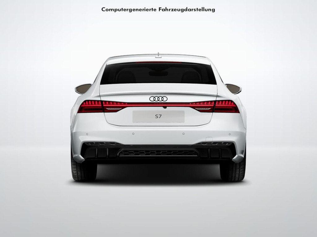Audi S7