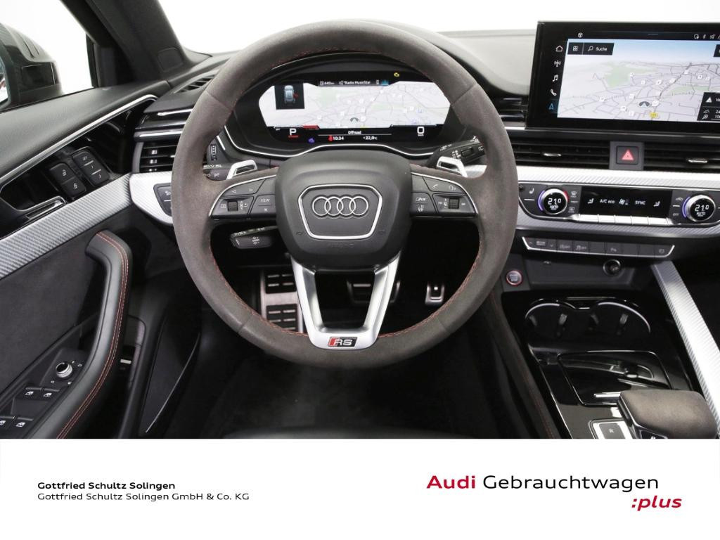 Audi RS4