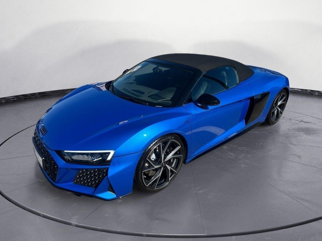 Audi R8