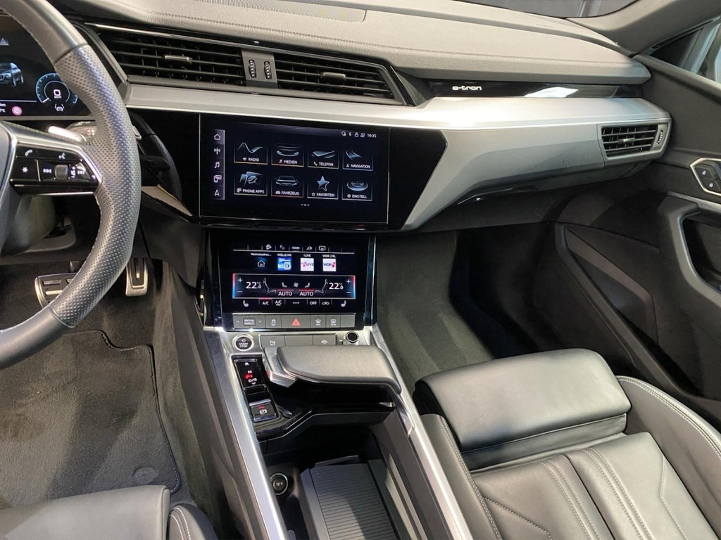 Audi Q8 e-tron