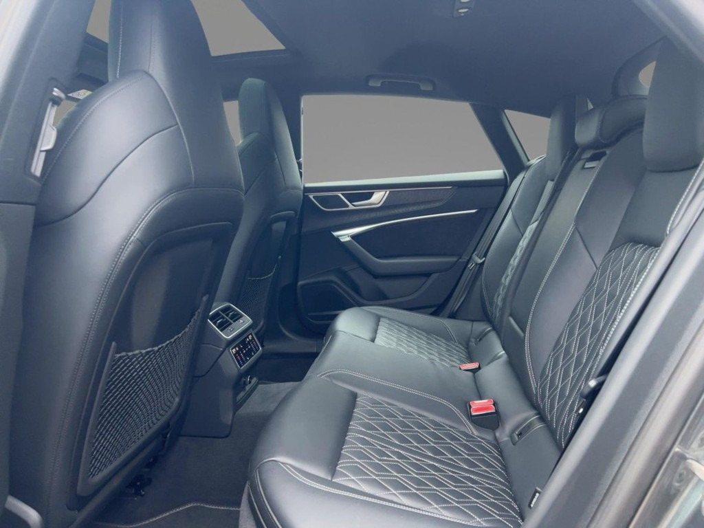 Audi S7