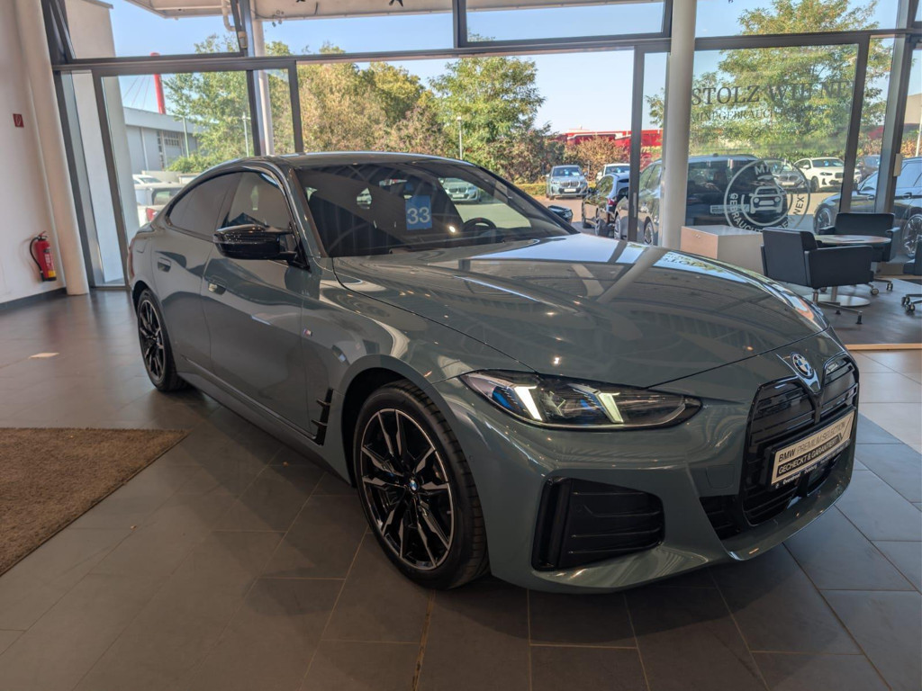 BMW i4