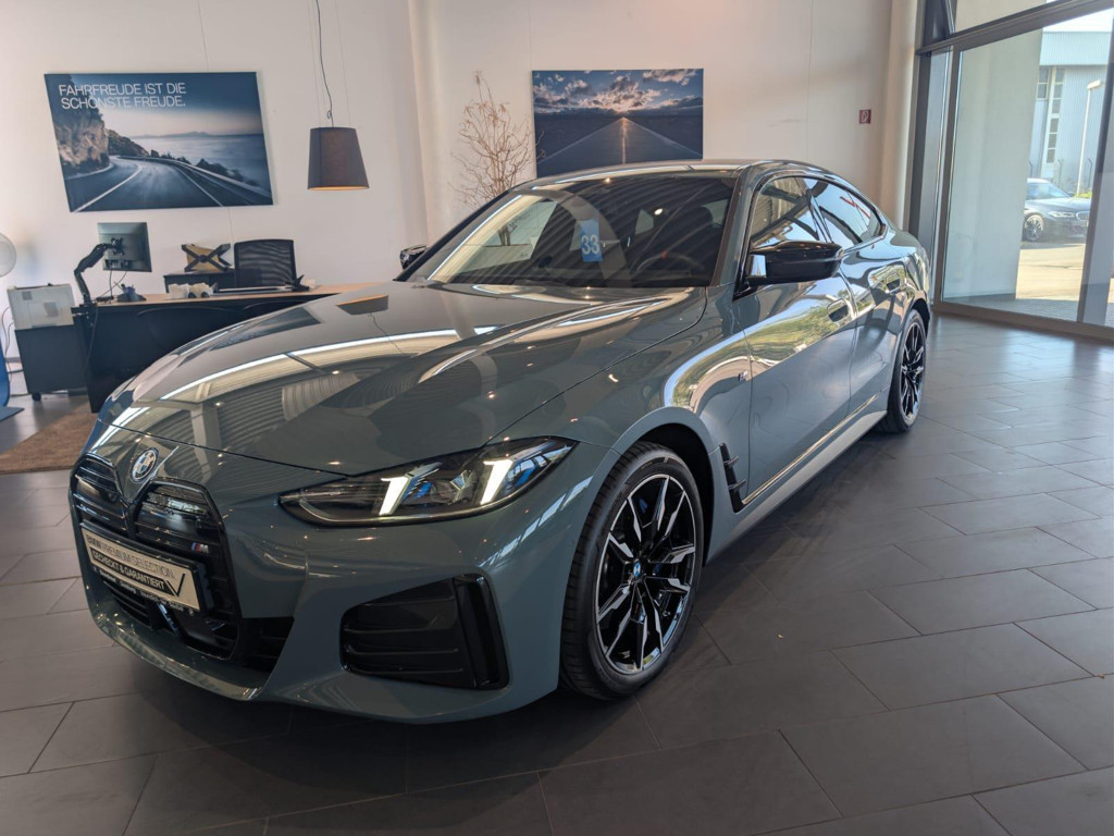 BMW i4