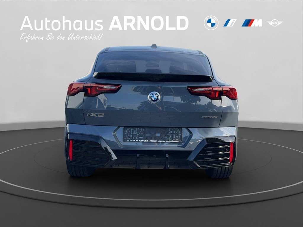 BMW iX2
