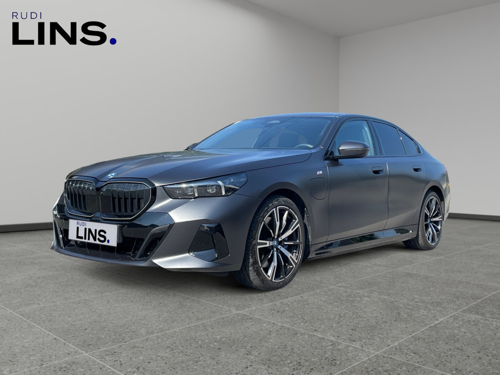 BMW 5 Serie 5-serie M-Sport xDrive Sedan 530e 545e