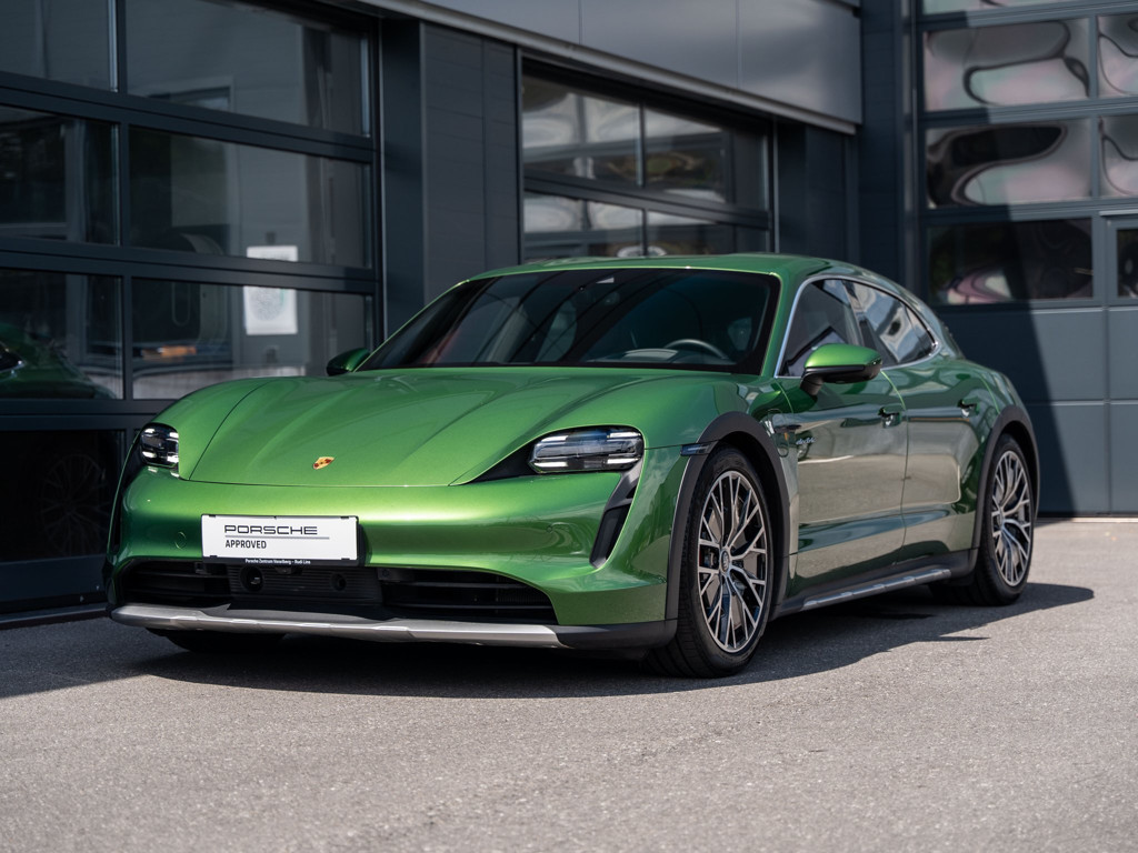 Porsche Taycan 4S Cross Turismo
