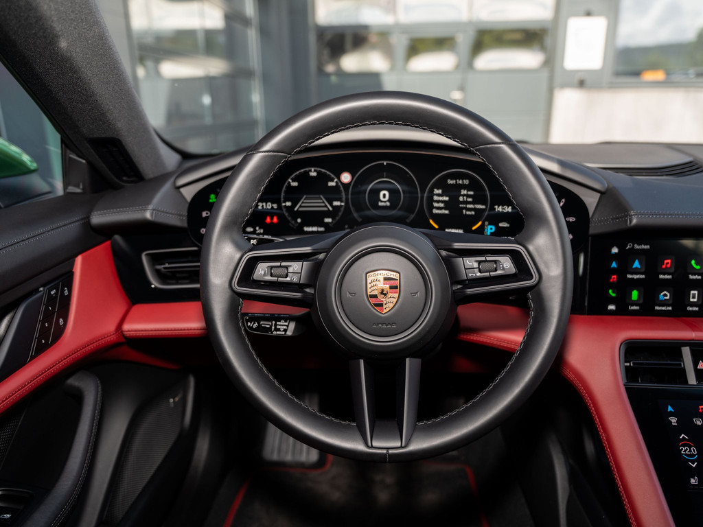 Porsche Taycan