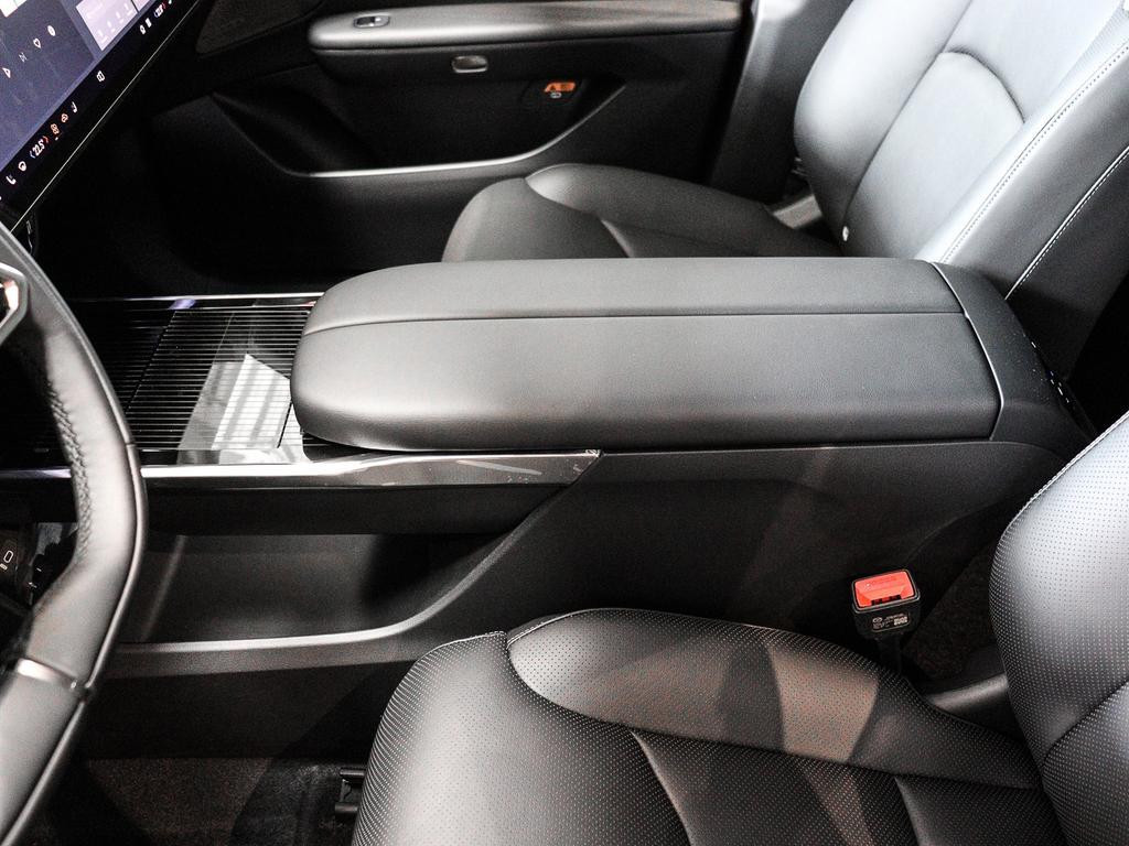 Mazda CX-6e