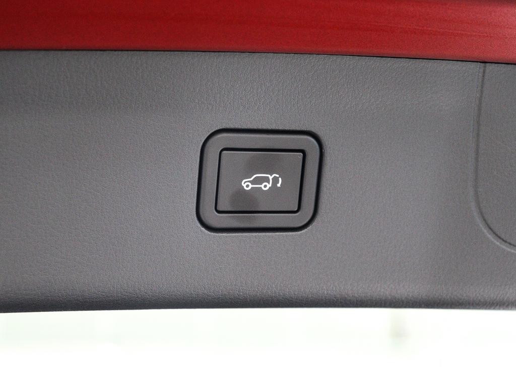 Mazda CX-6e