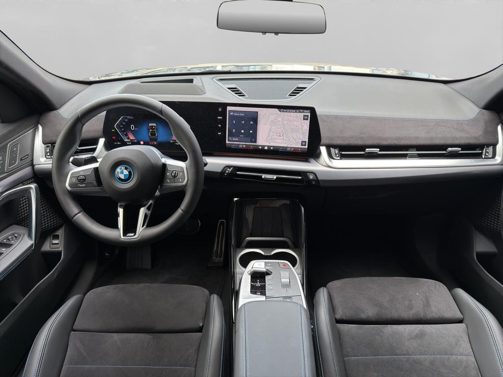BMW iX2