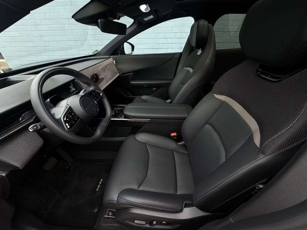 Mazda CX-6e
