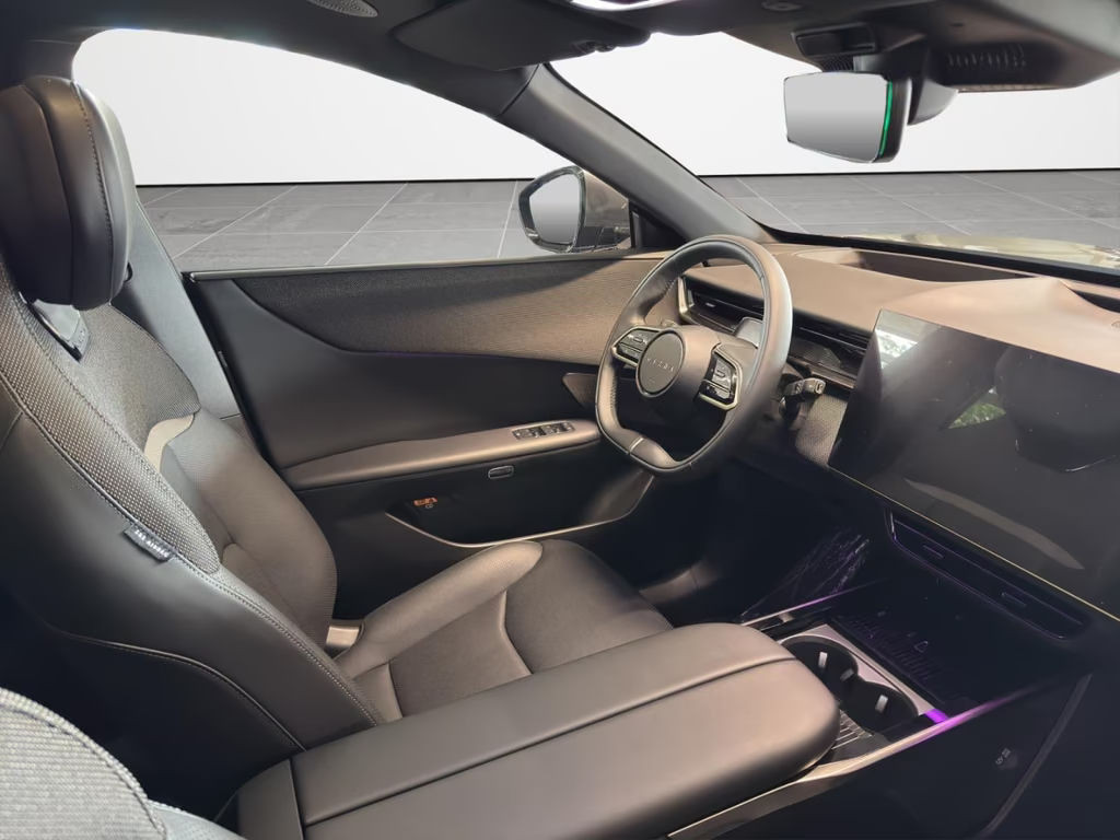 Mazda CX-6e