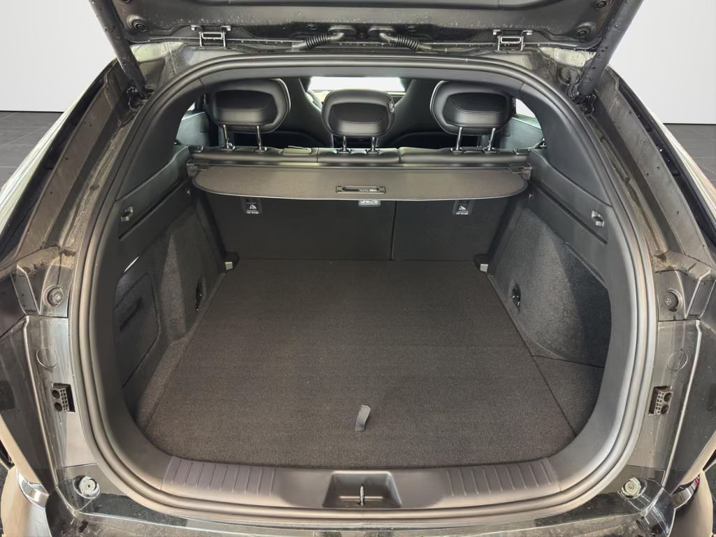 Mazda CX-6e