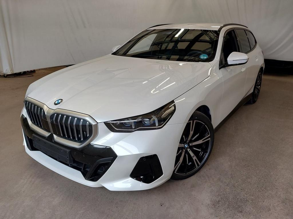 BMW 5 Serie 520 M-Sport Touring 520i