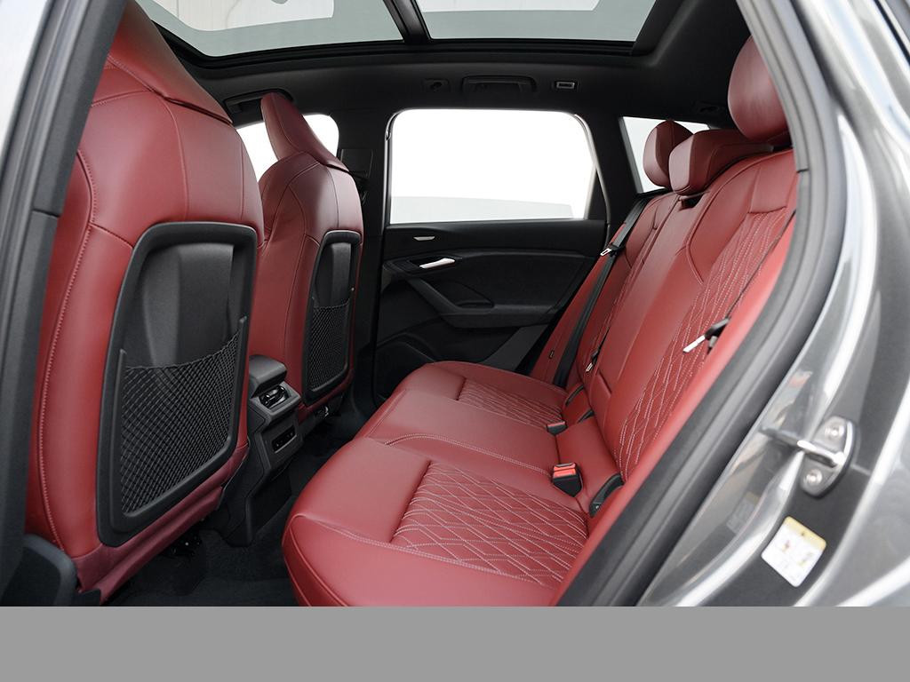 Audi SQ6 e-tron