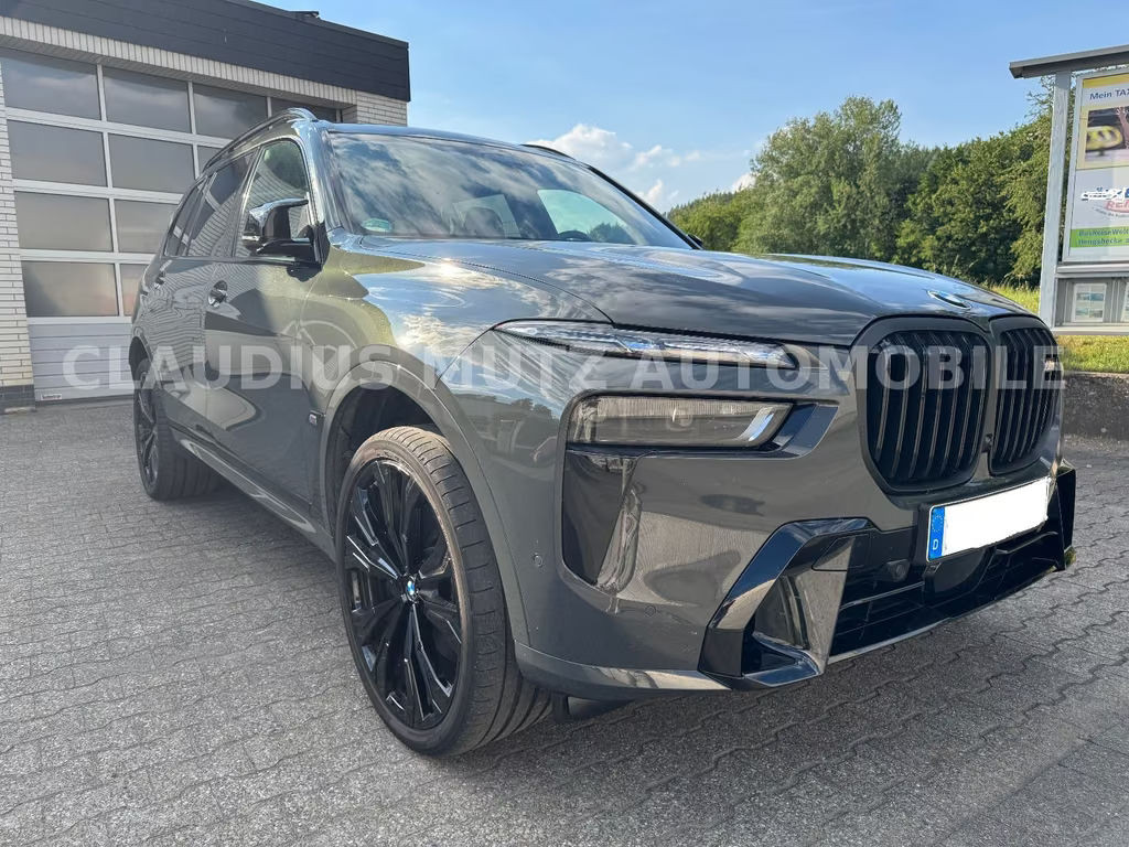 BMW X7 xDrive M60