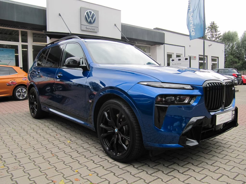 BMW X7 M60