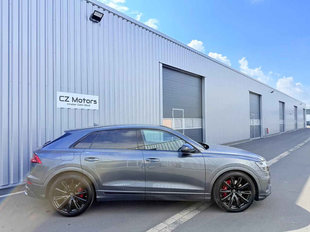 Audi SQ8