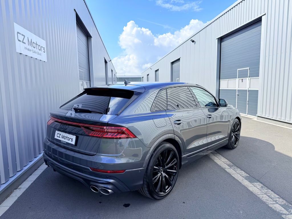 Audi SQ8