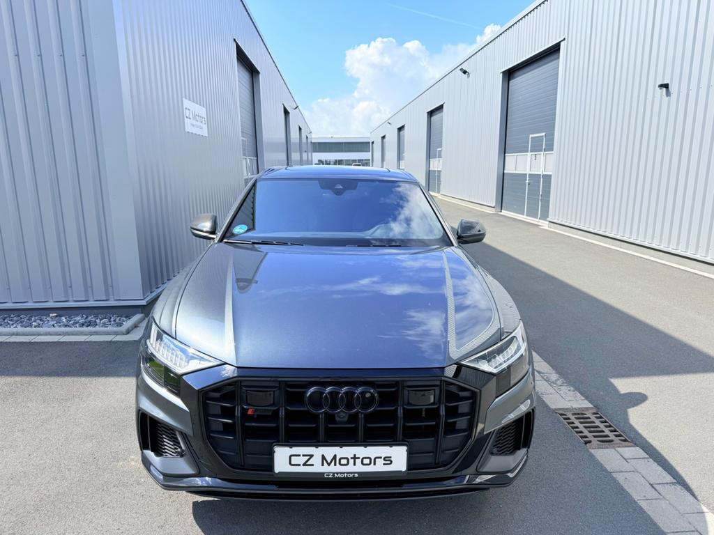 Audi SQ8