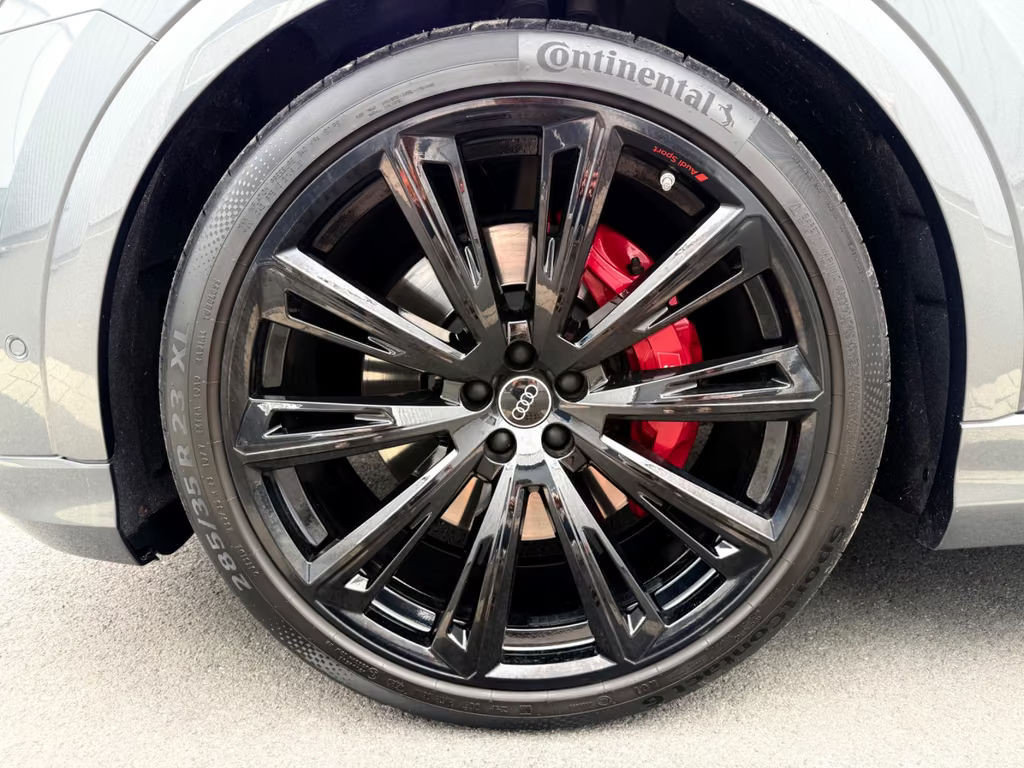 Audi SQ8